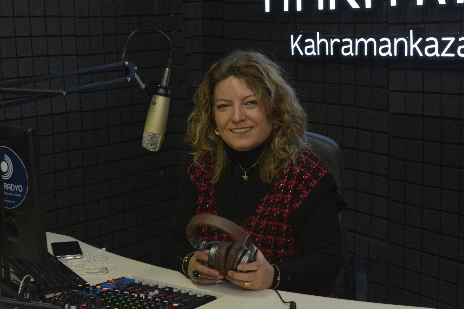 Nazan Akat
